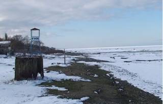 У берегов Набрань замерзло Каспийское море - ФОТО и видео